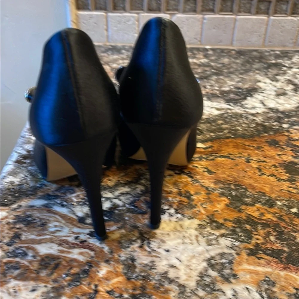 Nine West Black Peep Toe Heels - Picture 4 of 7